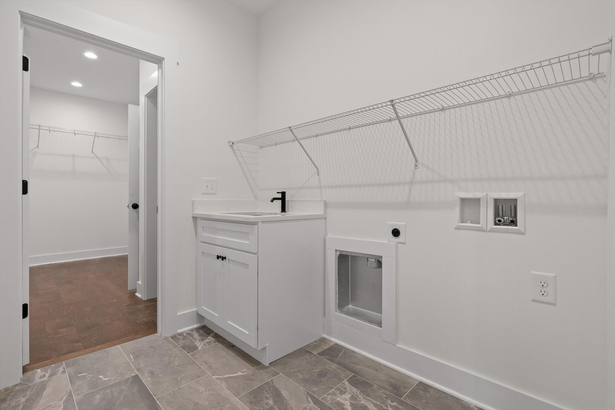 3511 Hawks Creek Drive Property Photo 44
