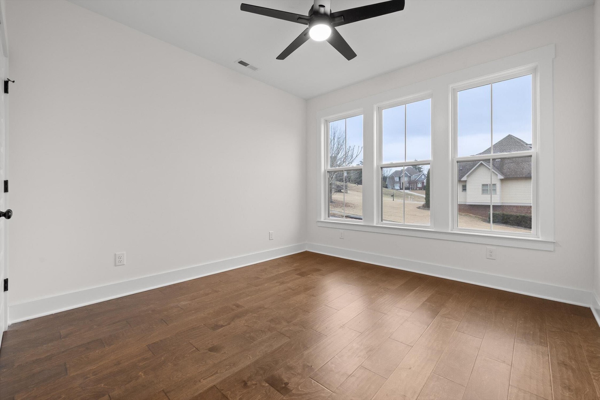 3511 Hawks Creek Drive Property Photo 45