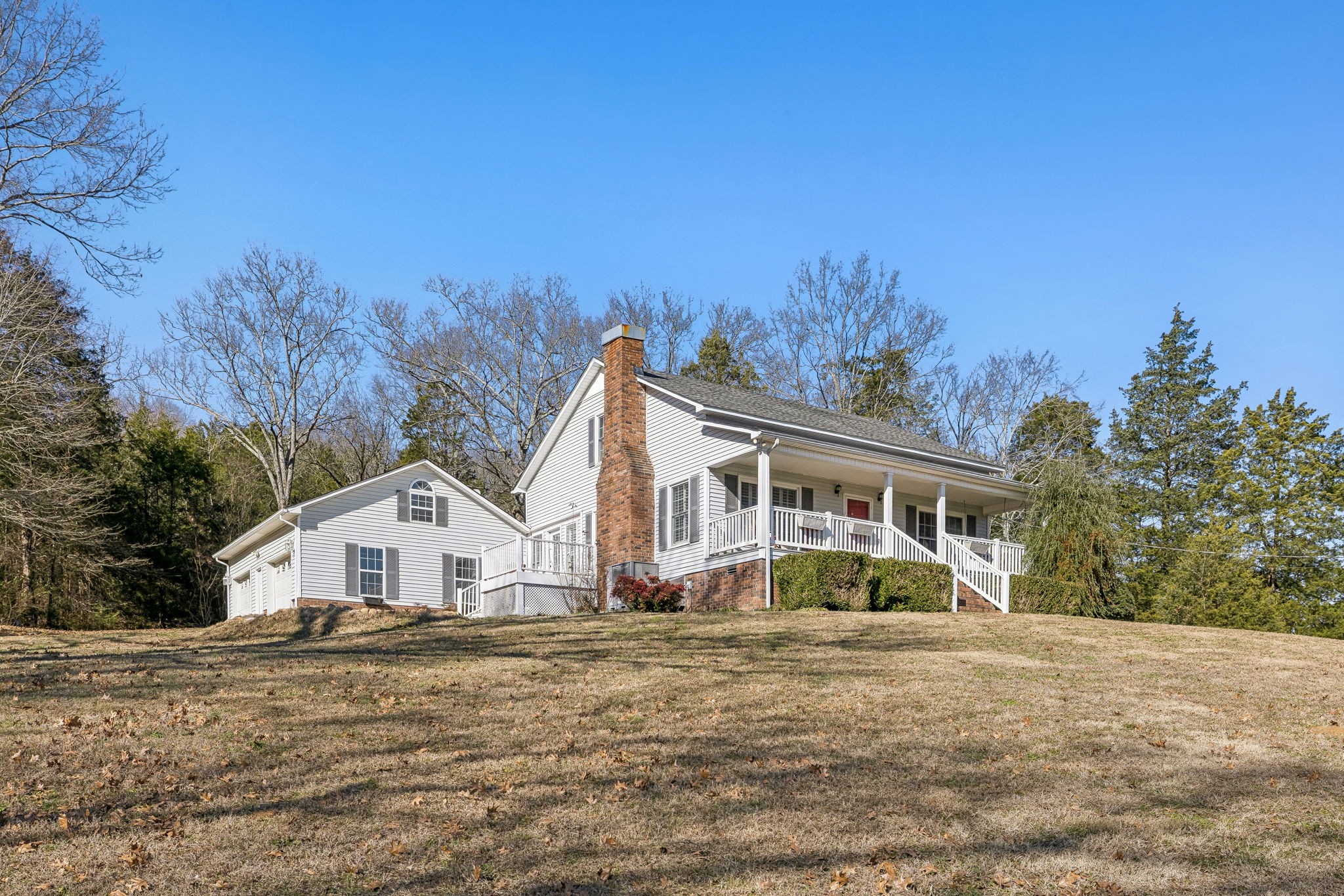 1585 Amos Hamlett Rd Property Photo 1