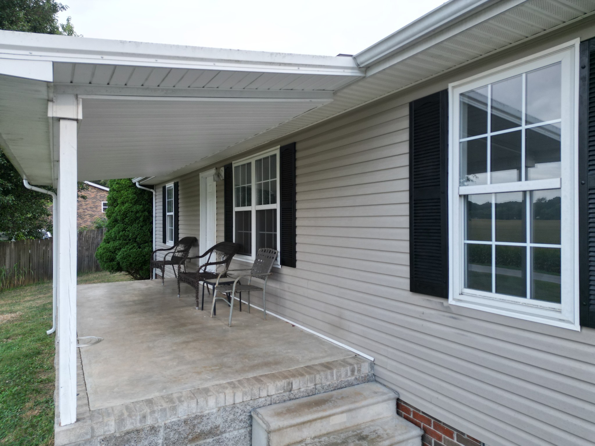 109 Gwinn Rd Property Photo 2