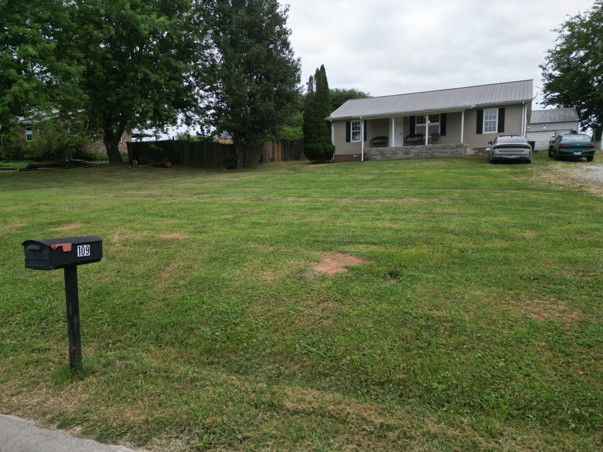 109 Gwinn Rd Property Photo 3