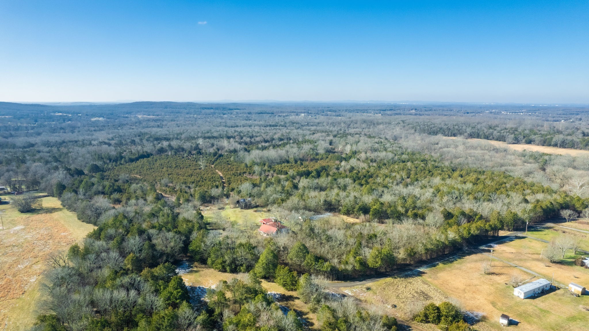 980 Baldy Ford Road Property Photo 2