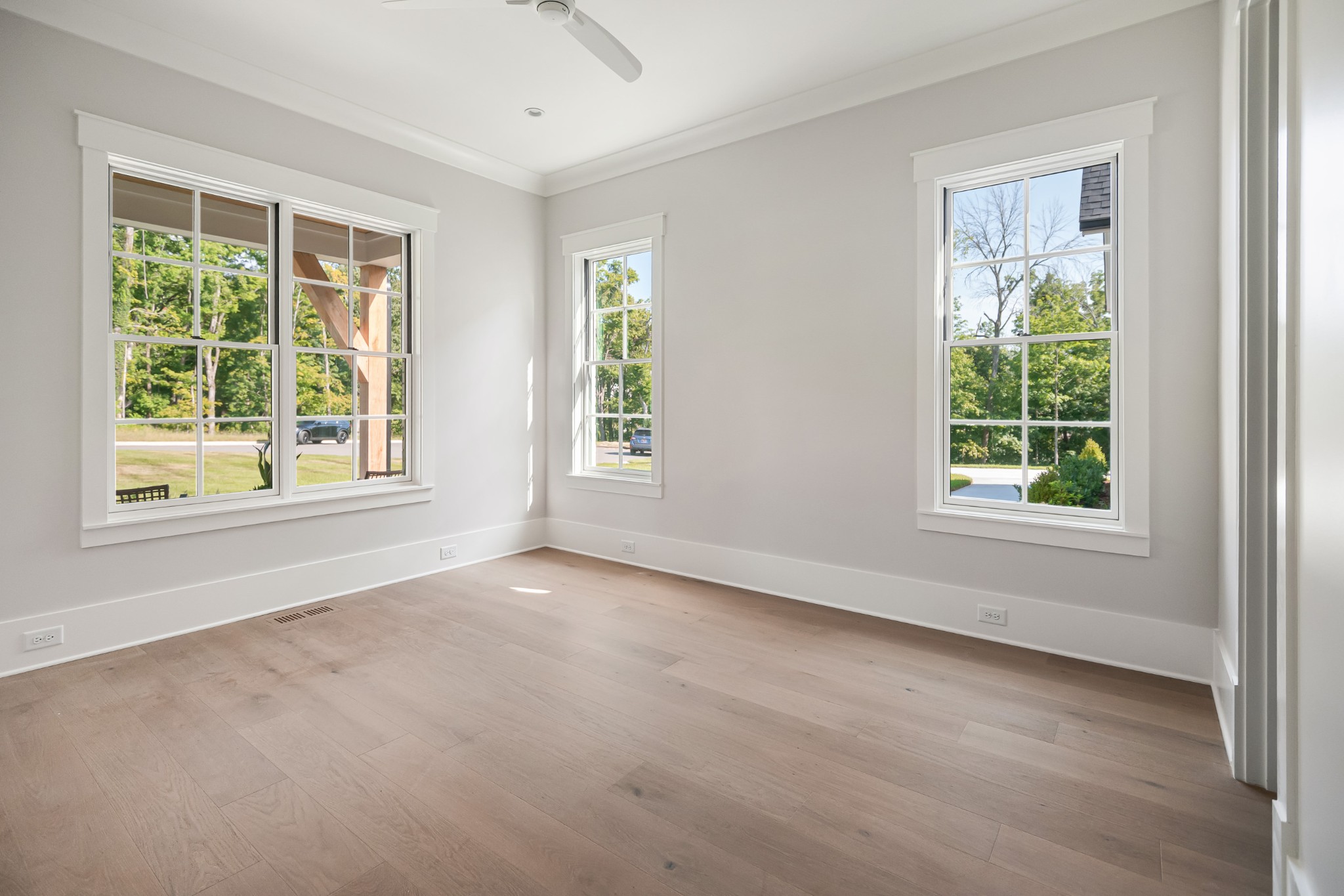 9407 Dewaal Rdg Property Photo 13