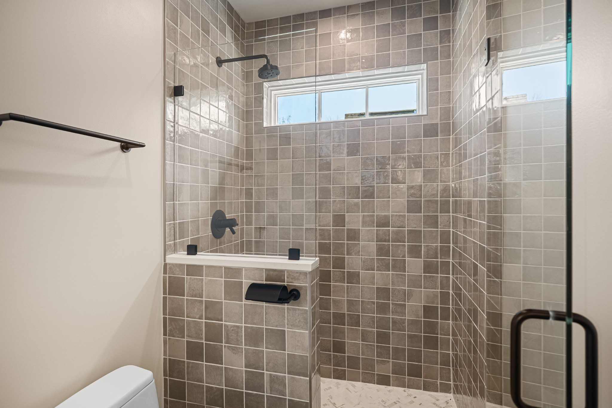 9407 Dewaal Rdg Property Photo 60