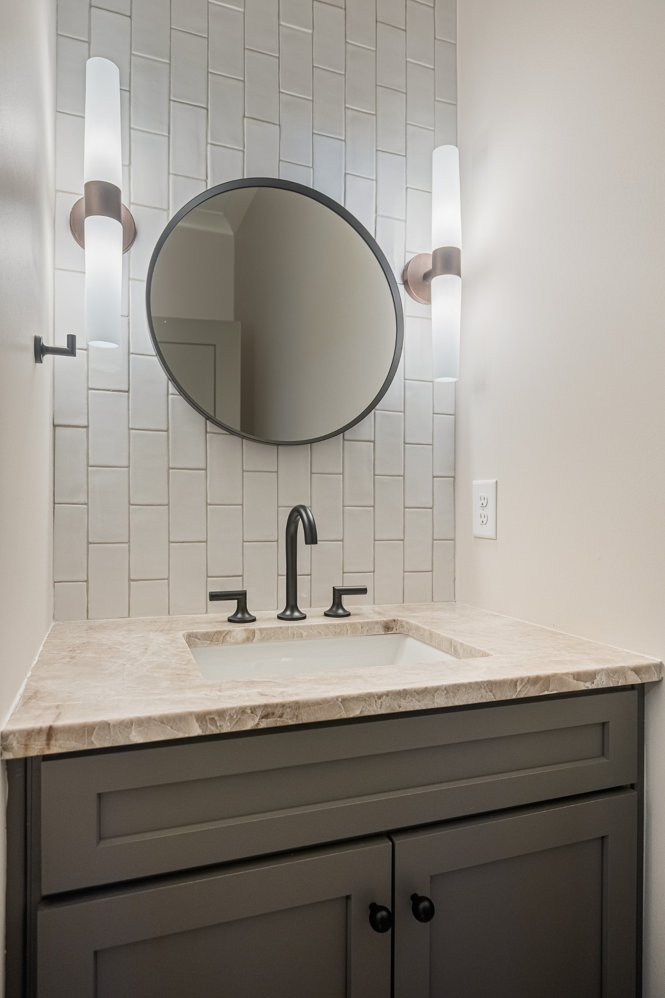 9407 Dewaal Rdg Property Photo 72