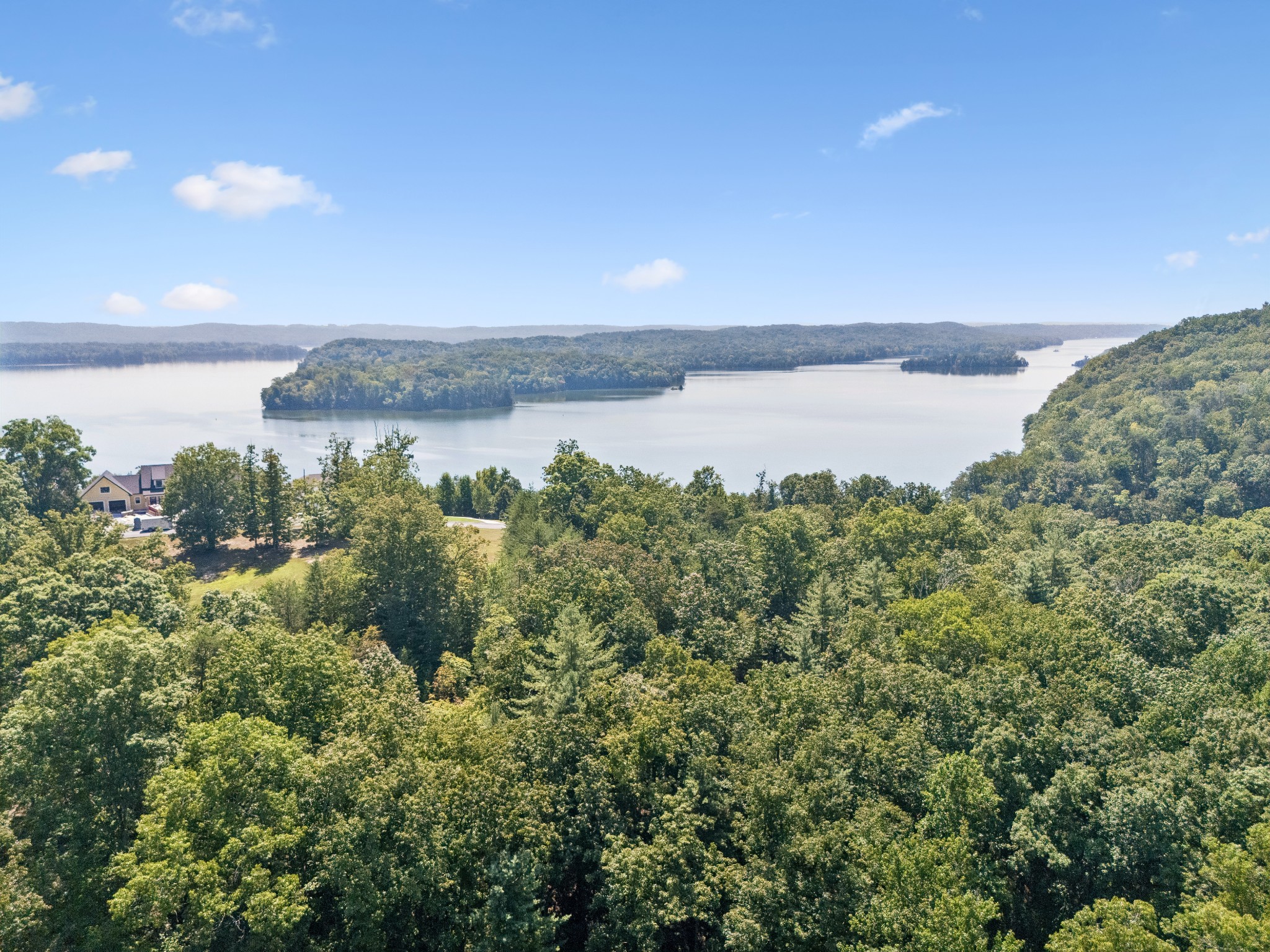 370 River Run Trl Property Photo 1