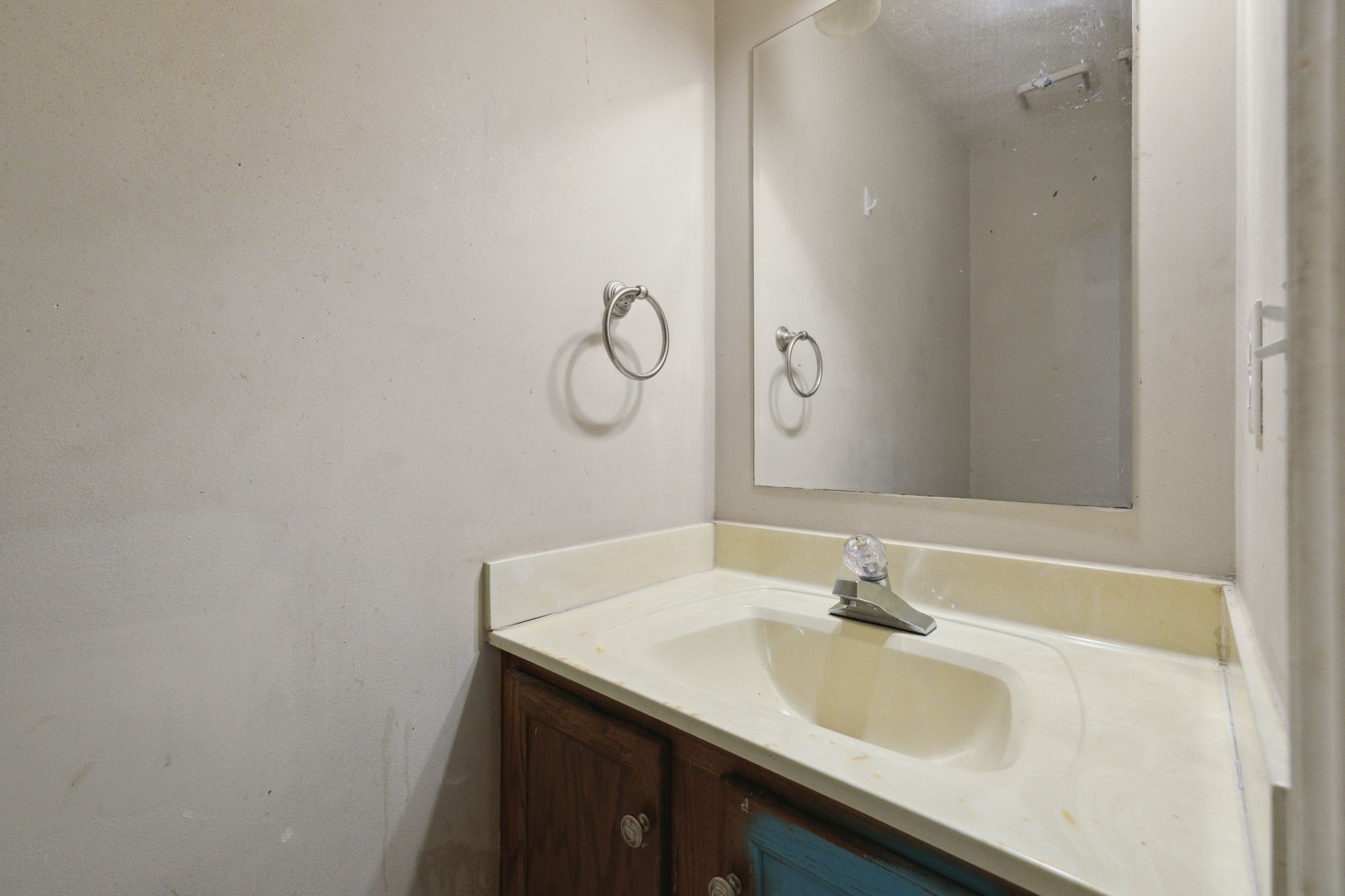 513 N Maple St Property Photo 14