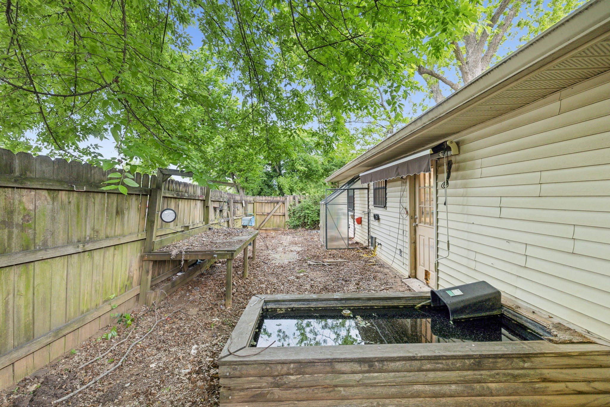 513 N Maple St Property Photo 27