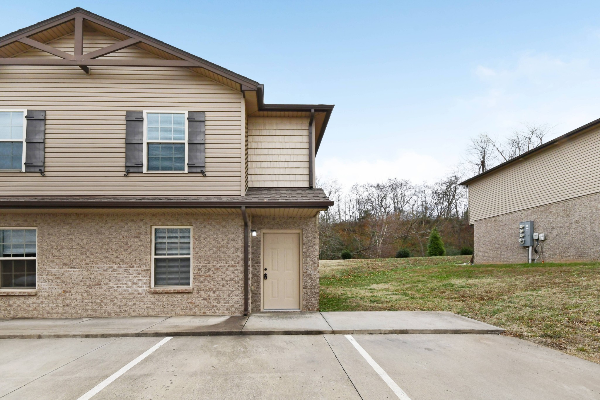165 Center Pointe Drive Property Photo 1