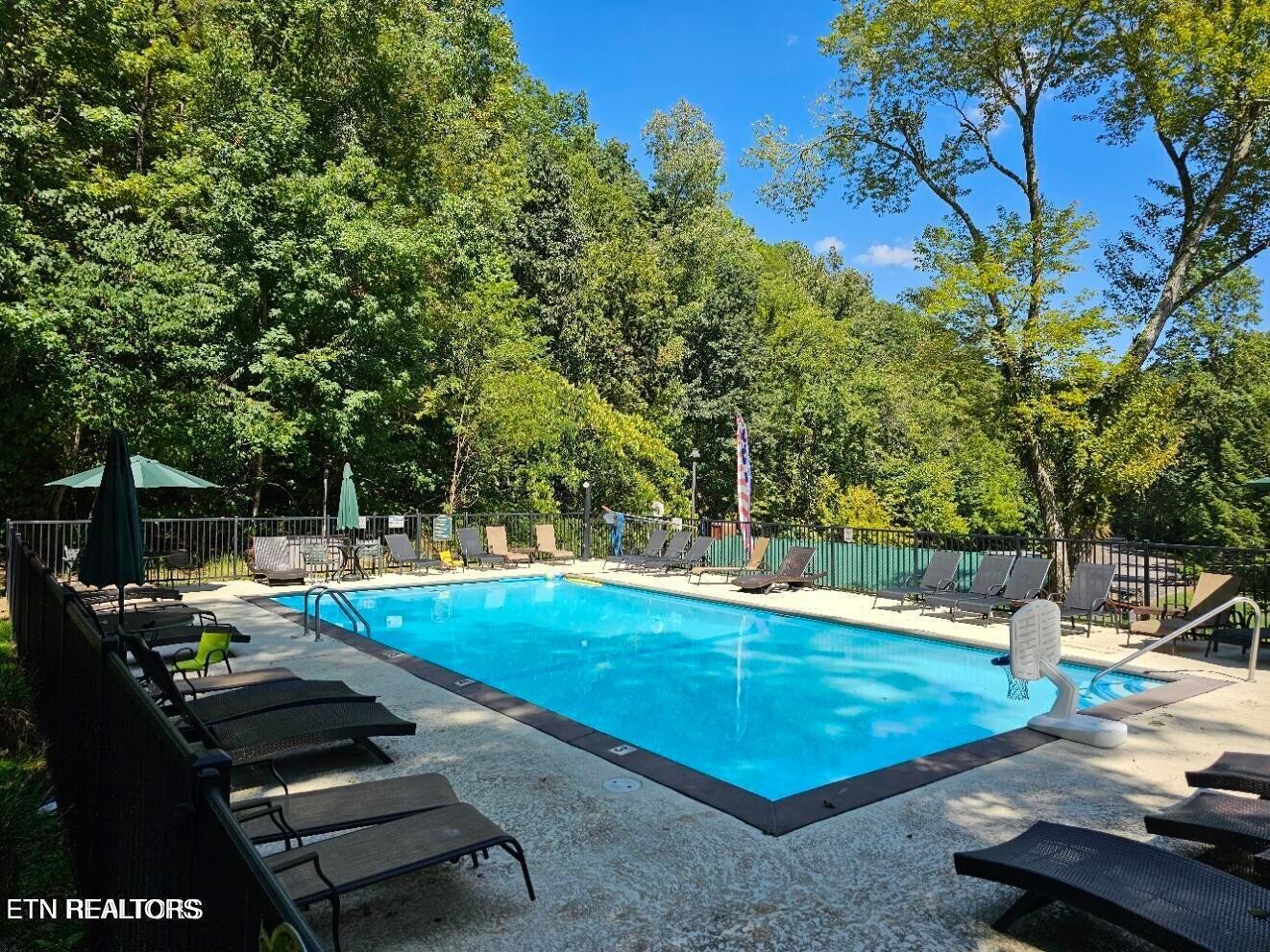 3127 Emerald Springs Loop Property Photo 55