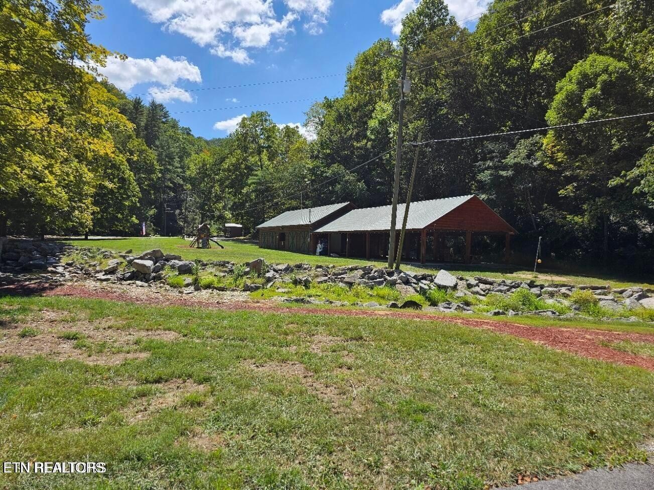3127 Emerald Springs Loop Property Photo 59