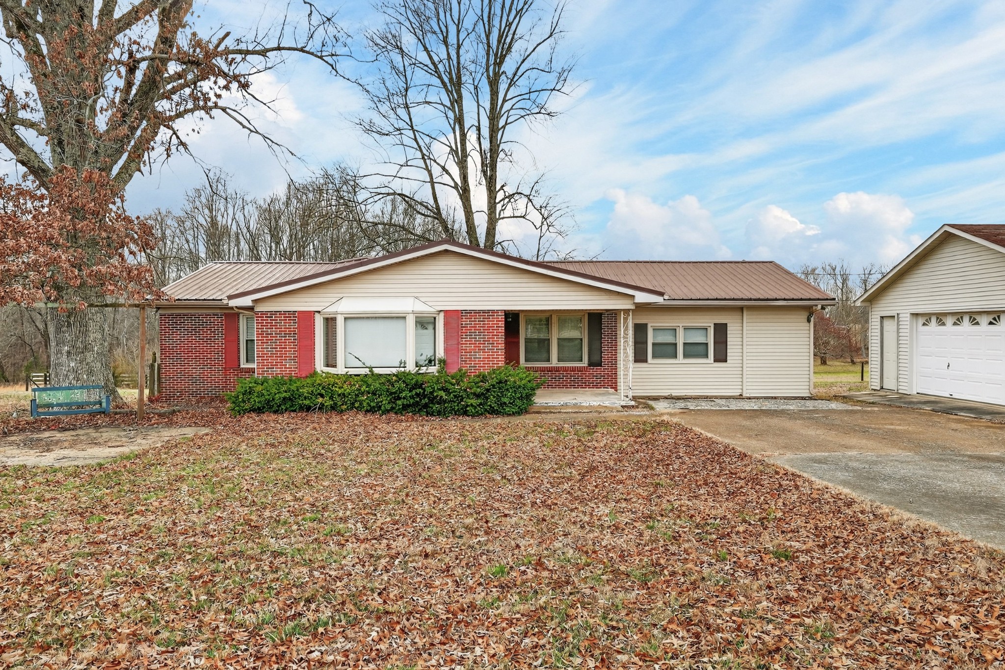 176 Old Quick Rd Property Photo 2