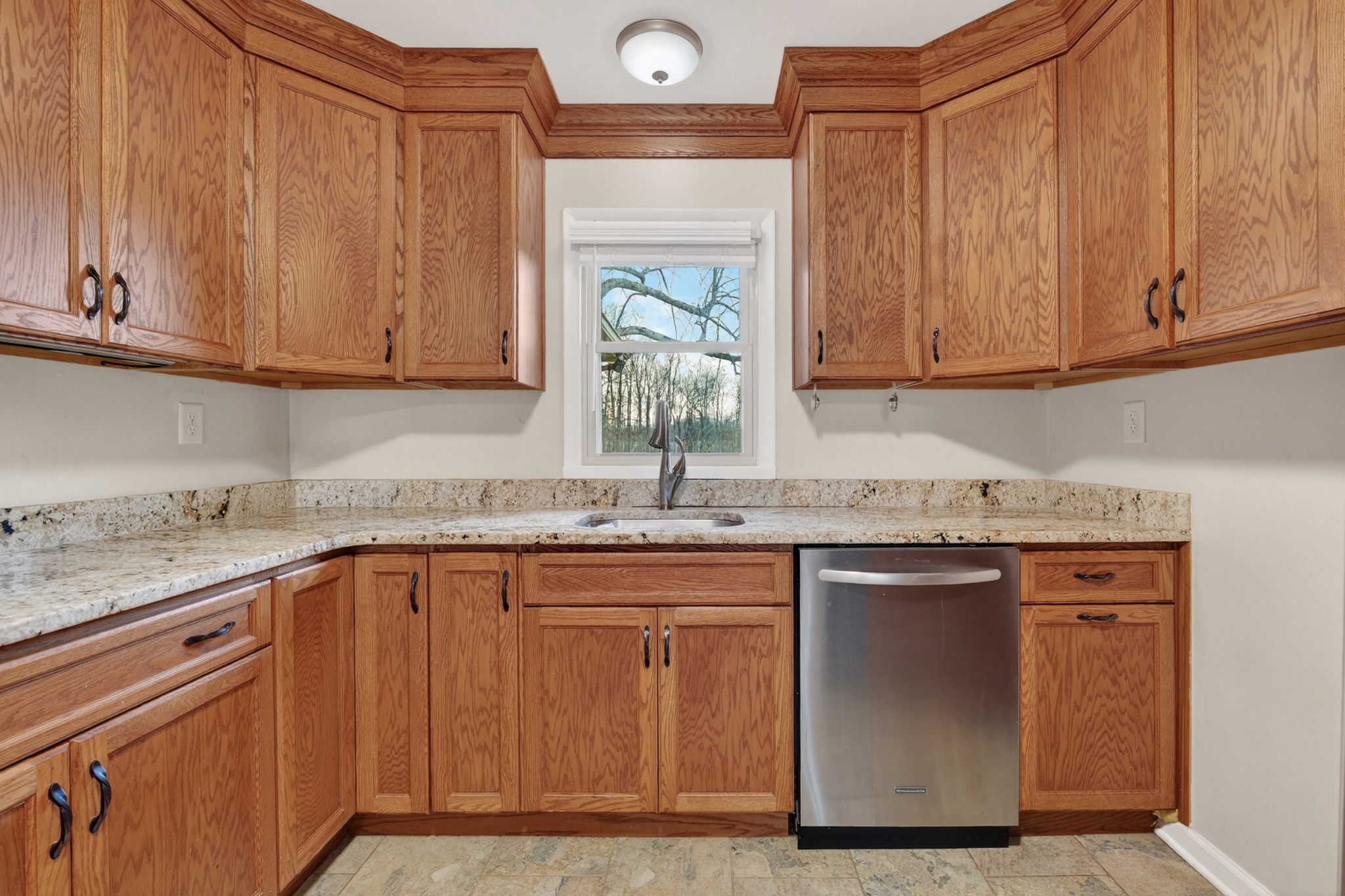 176 Old Quick Rd Property Photo 10