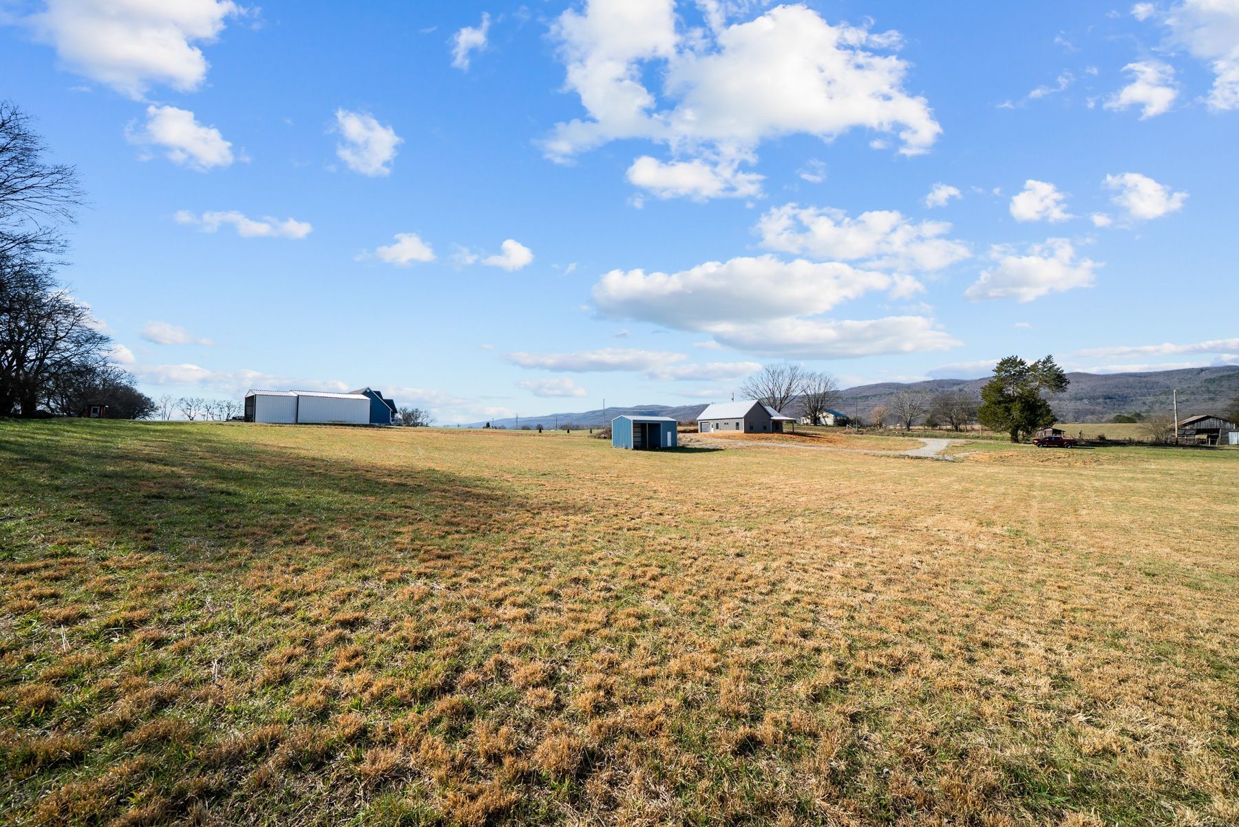 20136 Old State Highway 28 Property Photo 35