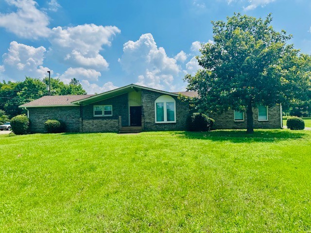 4218 Eatons Creek Rd Property Photo 1
