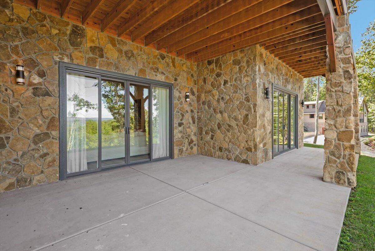 9934 Caseview Drive Property Photo 42