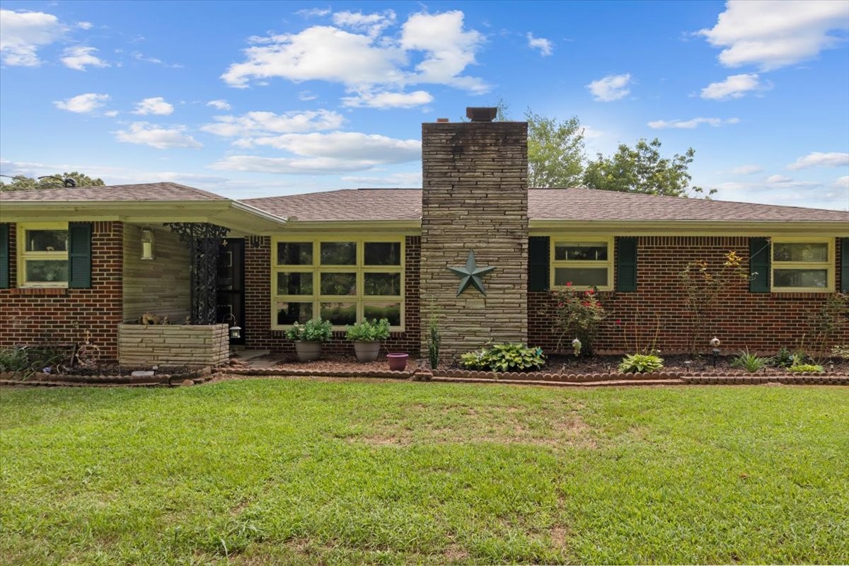 4670 Highway 69a Property Photo 2