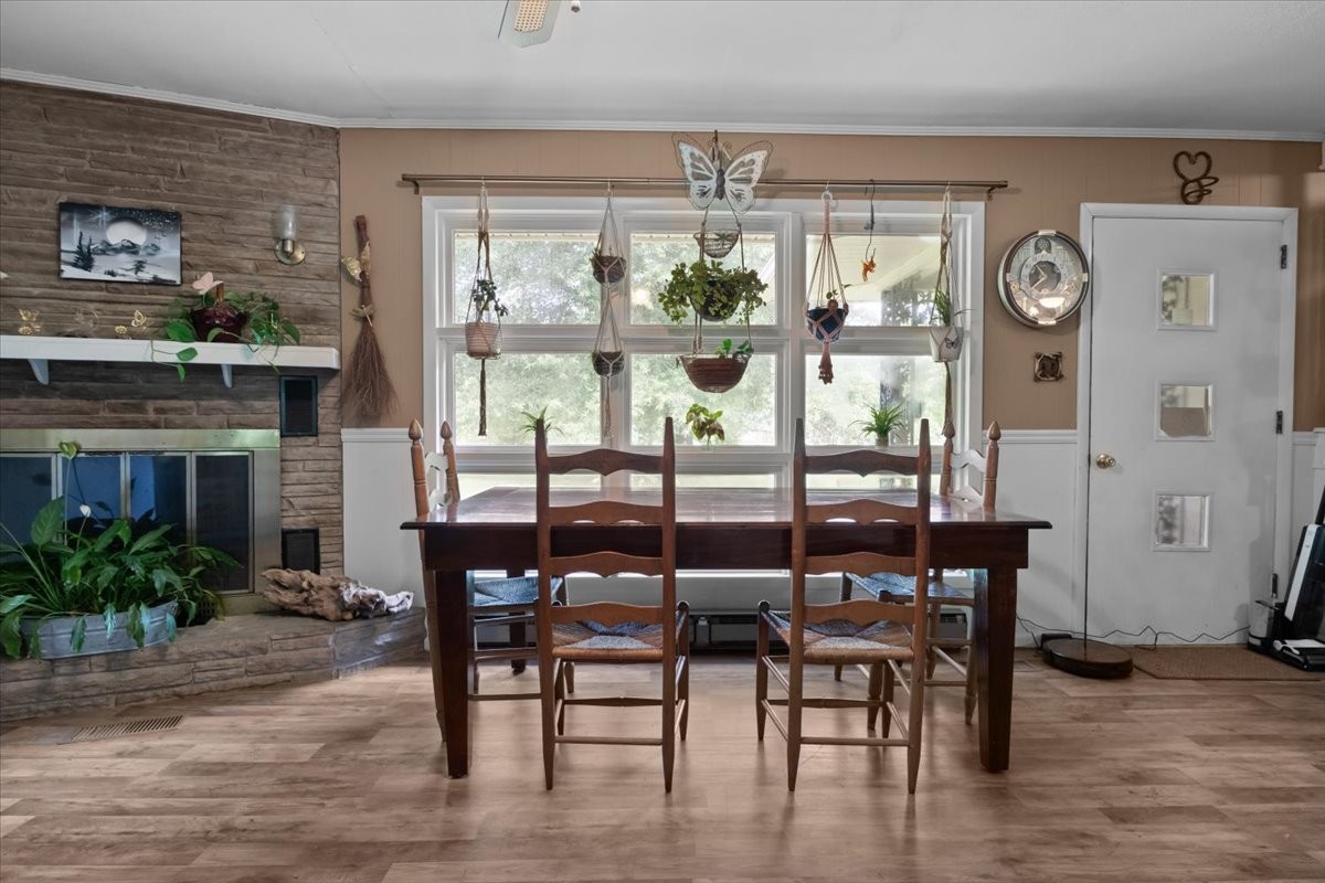 4670 Highway 69a Property Photo 4