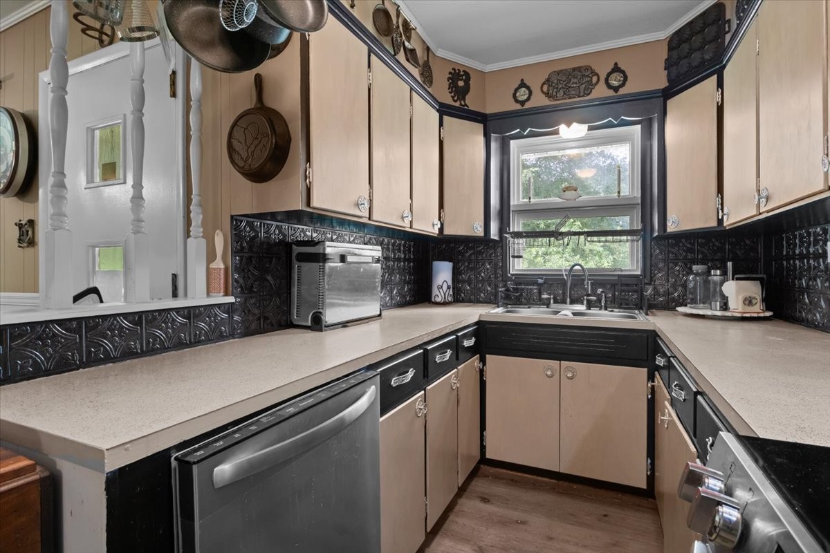 4670 Highway 69a Property Photo 7