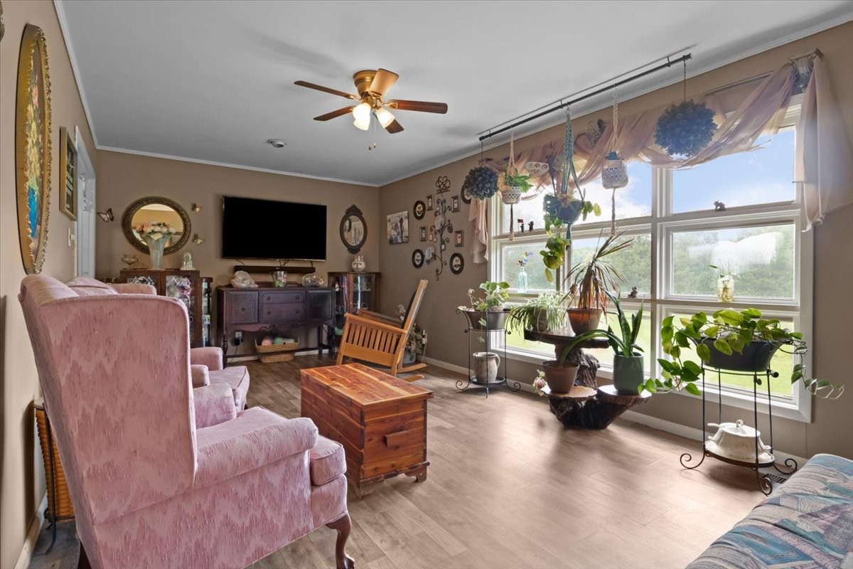 4670 Highway 69a Property Photo 10