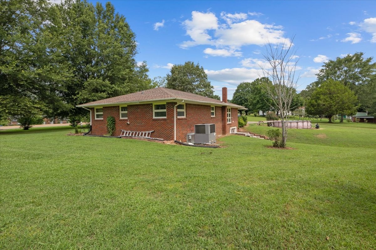 4670 Highway 69a Property Photo 28