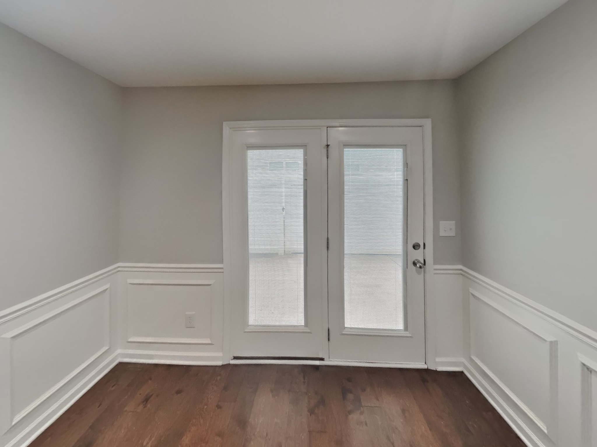 1093 Neeleys Bnd Property Photo 4