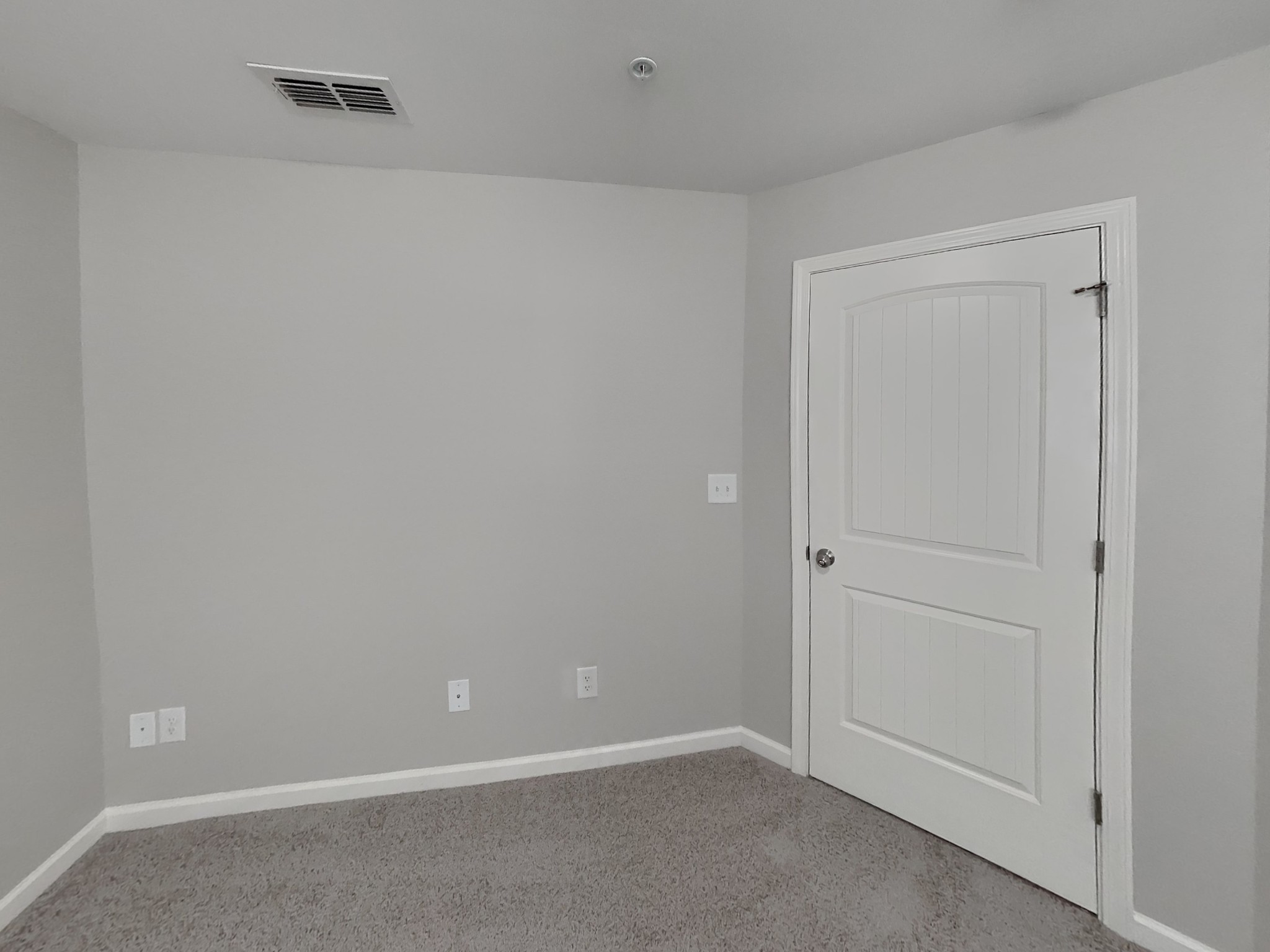 1093 Neeleys Bnd Property Photo 9