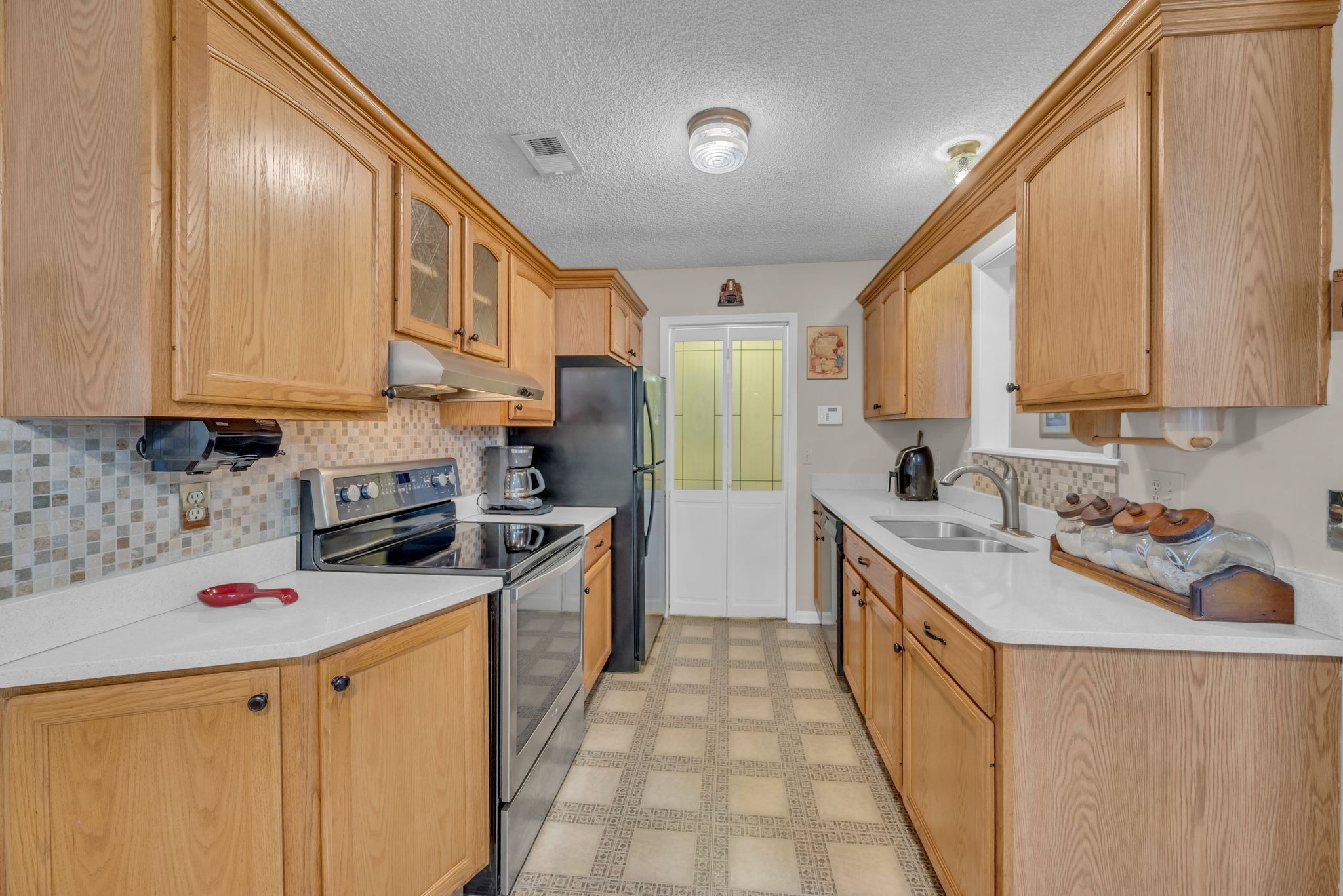 717 Flint Ridge Dr Property Photo 9