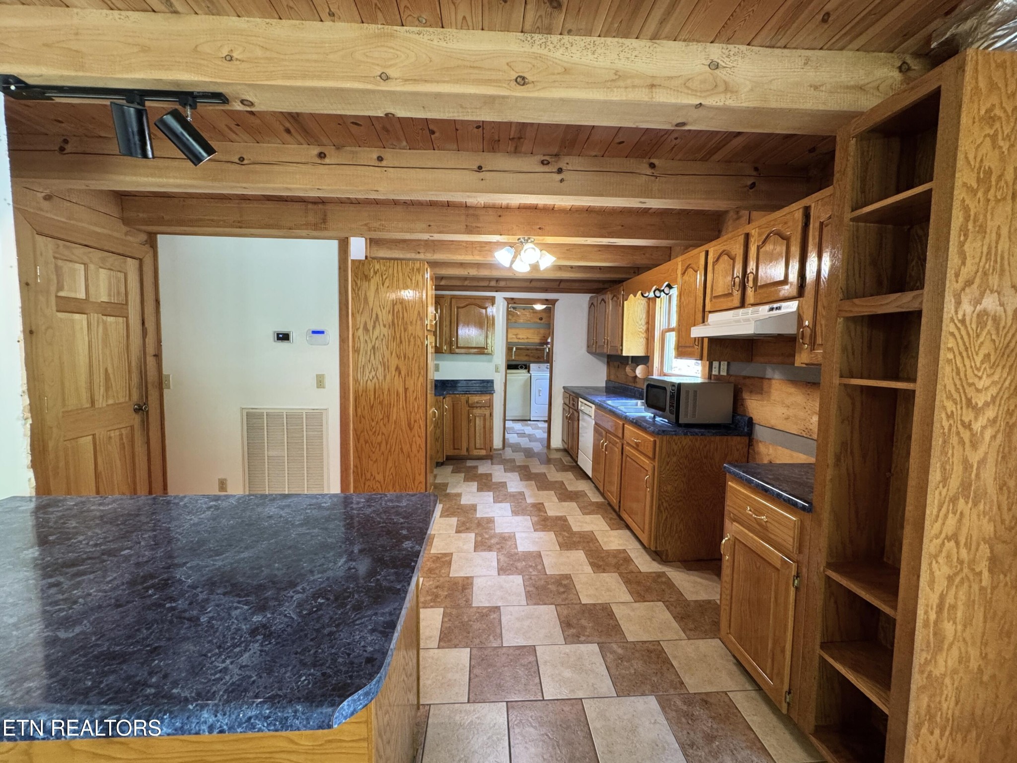 453 Trentham Hollow Rd Property Photo 14