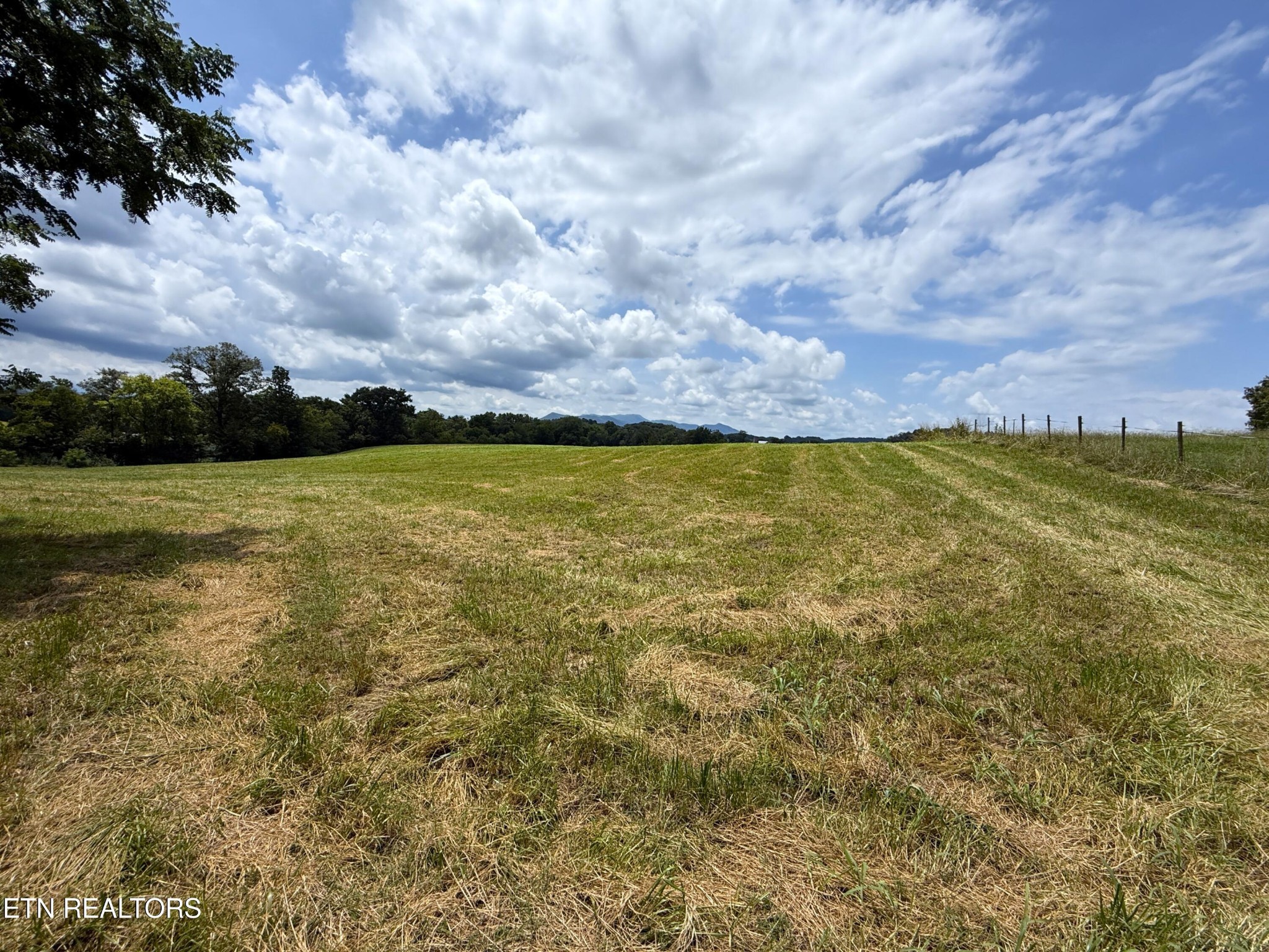 565 Highway 160 Property Photo 1
