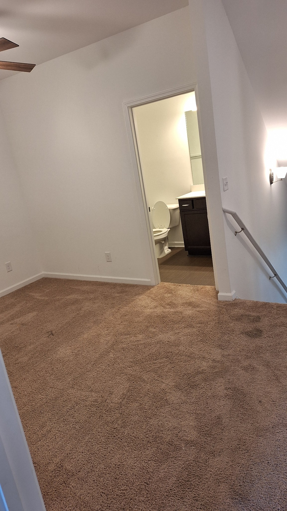 104 Townsend Ave Property Photo 10
