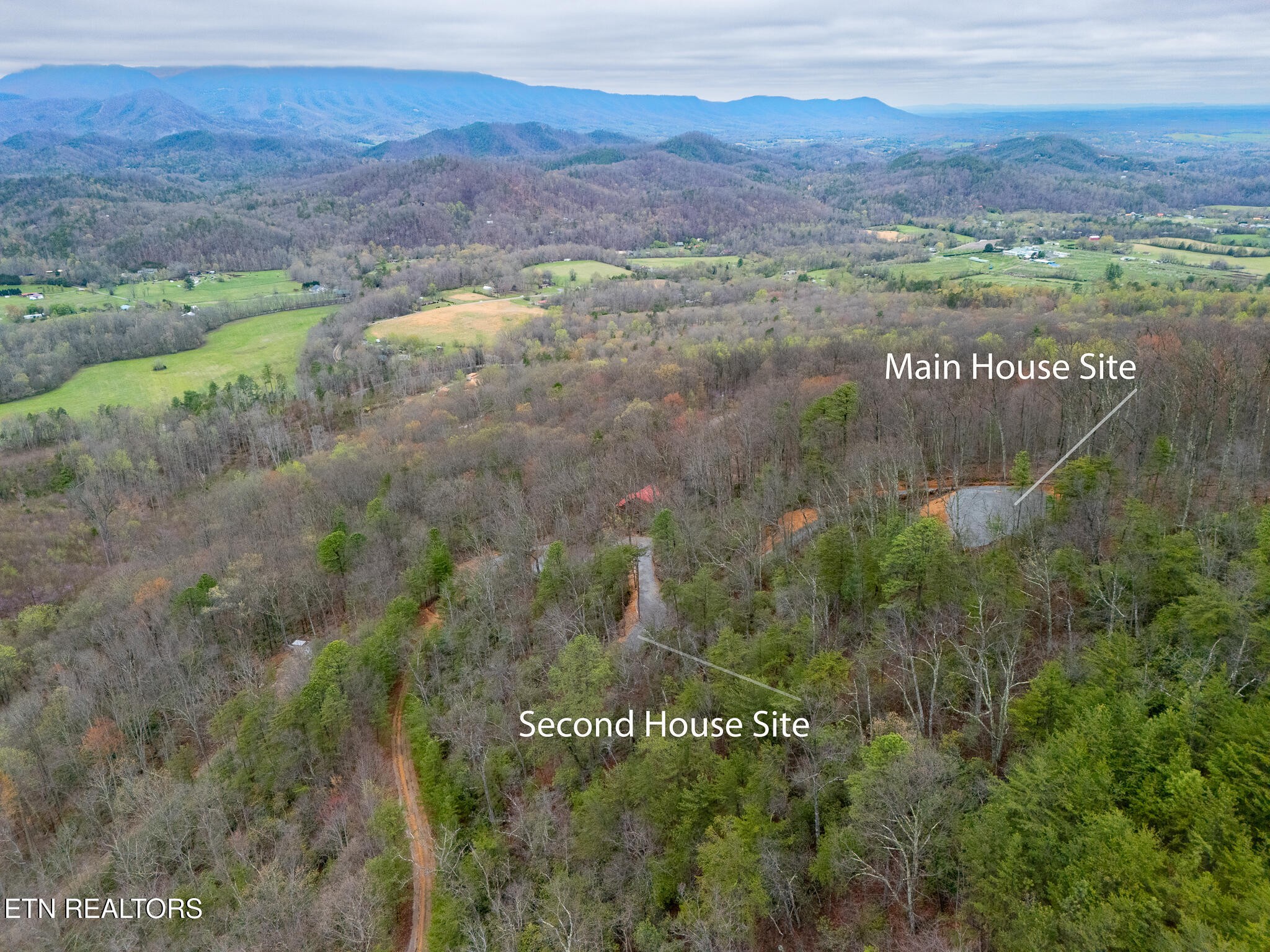 393 Green Forest Rd Property Photo 5