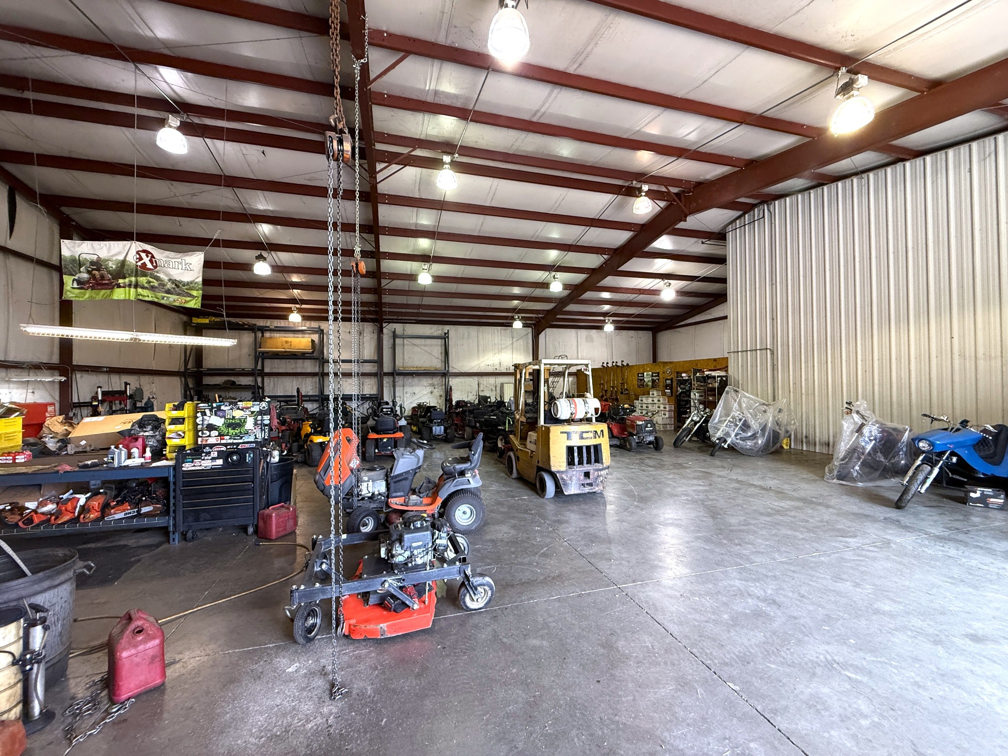 861 W Highway 25 70, W Property Photo 19