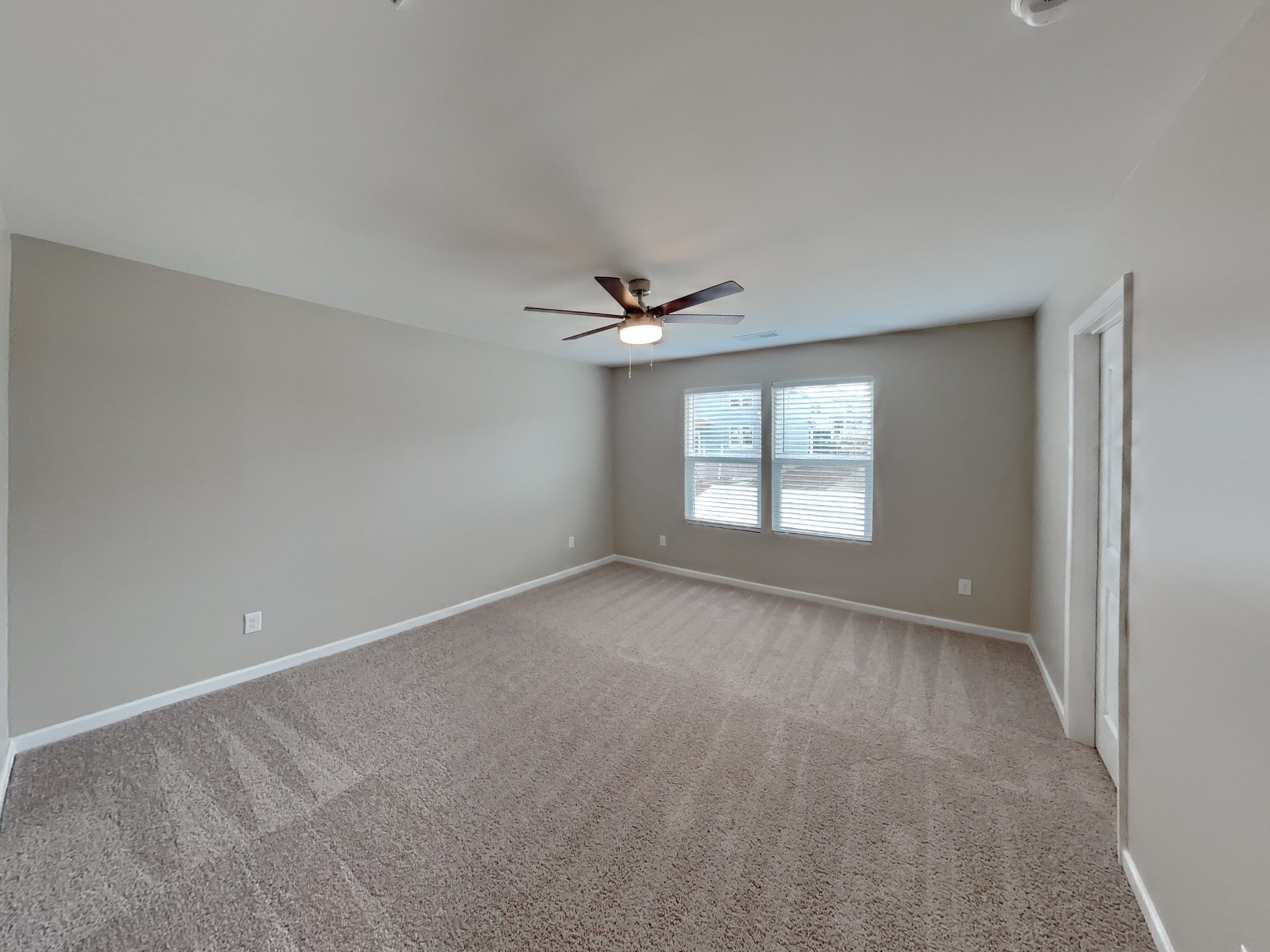 247 Millbrook Drive, W Property Photo 7