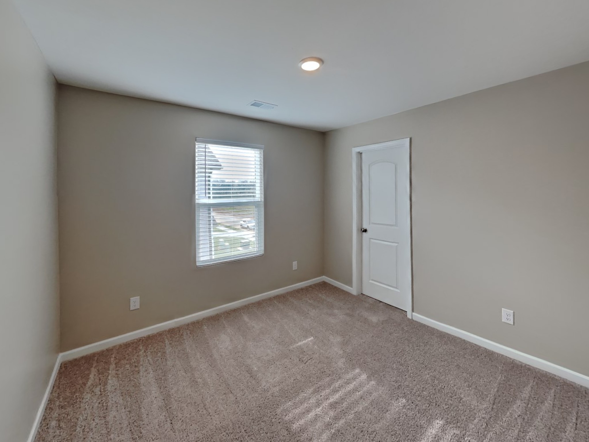 247 Millbrook Drive, W Property Photo 11
