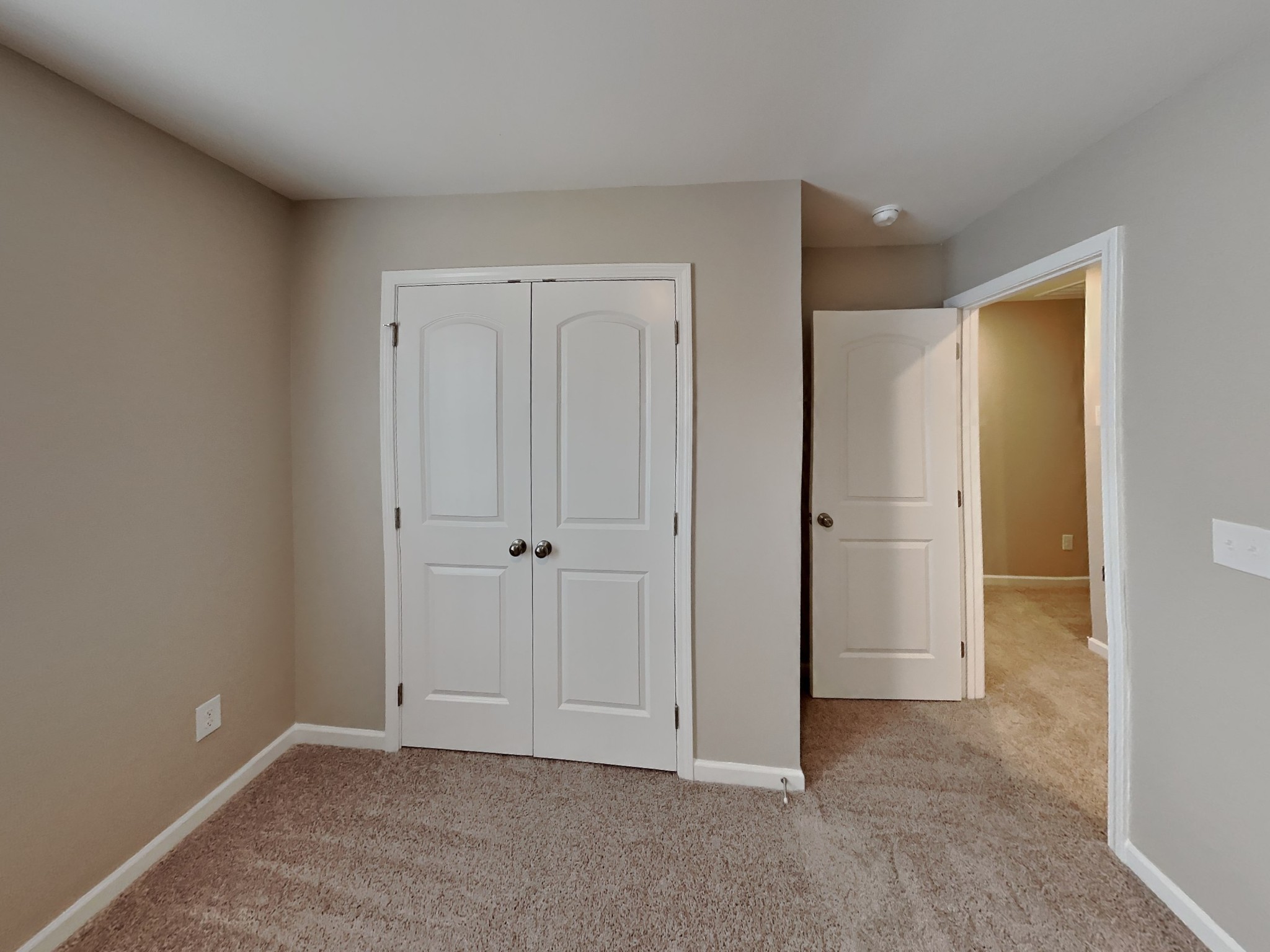 247 Millbrook Drive, W Property Photo 13