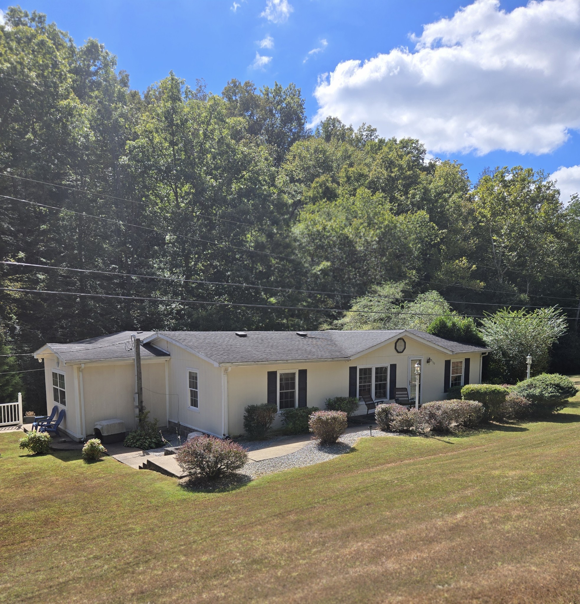 2130 Irwin Branch Rd Property Photo 1