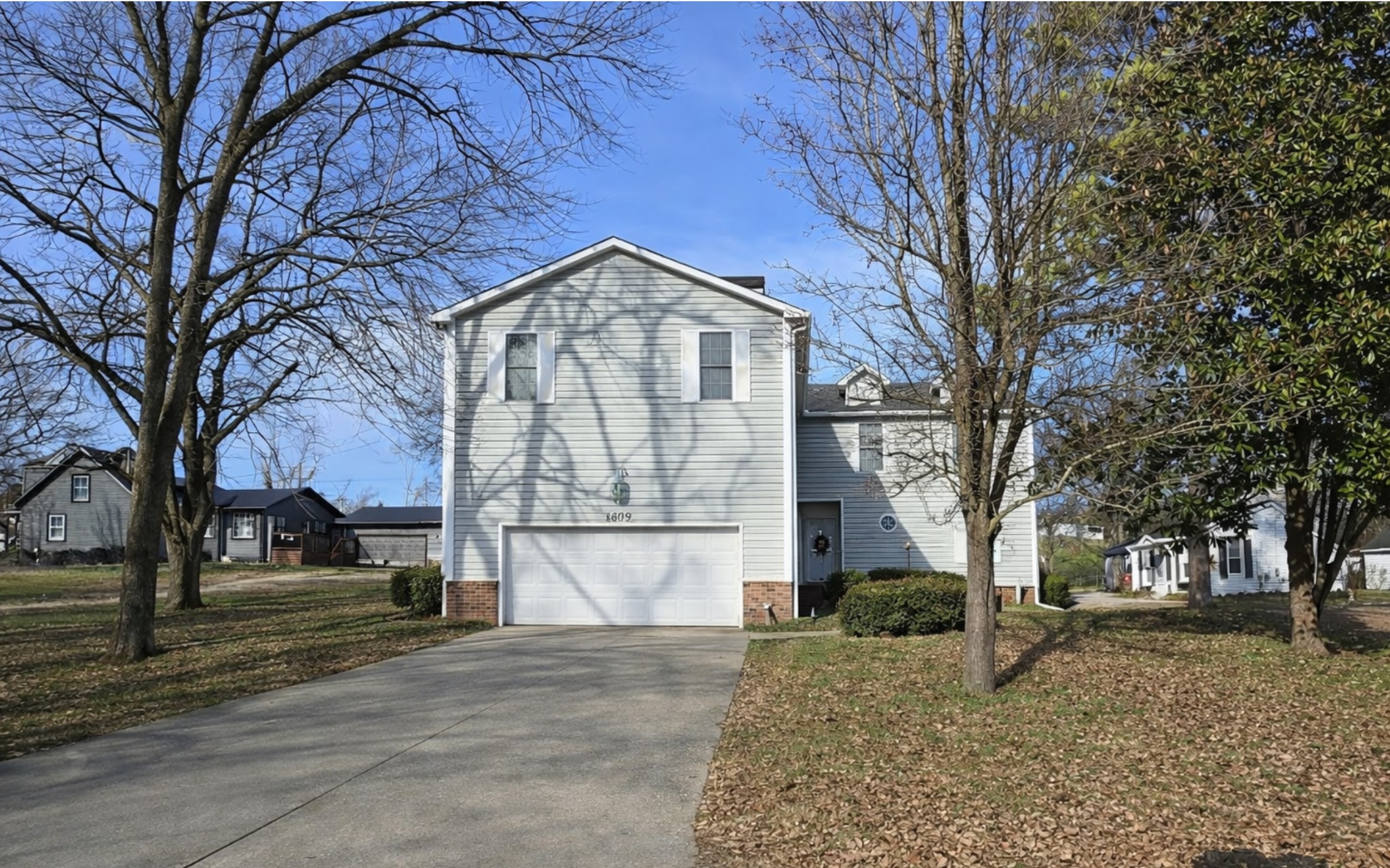 1609 West Rd Property Photo 1
