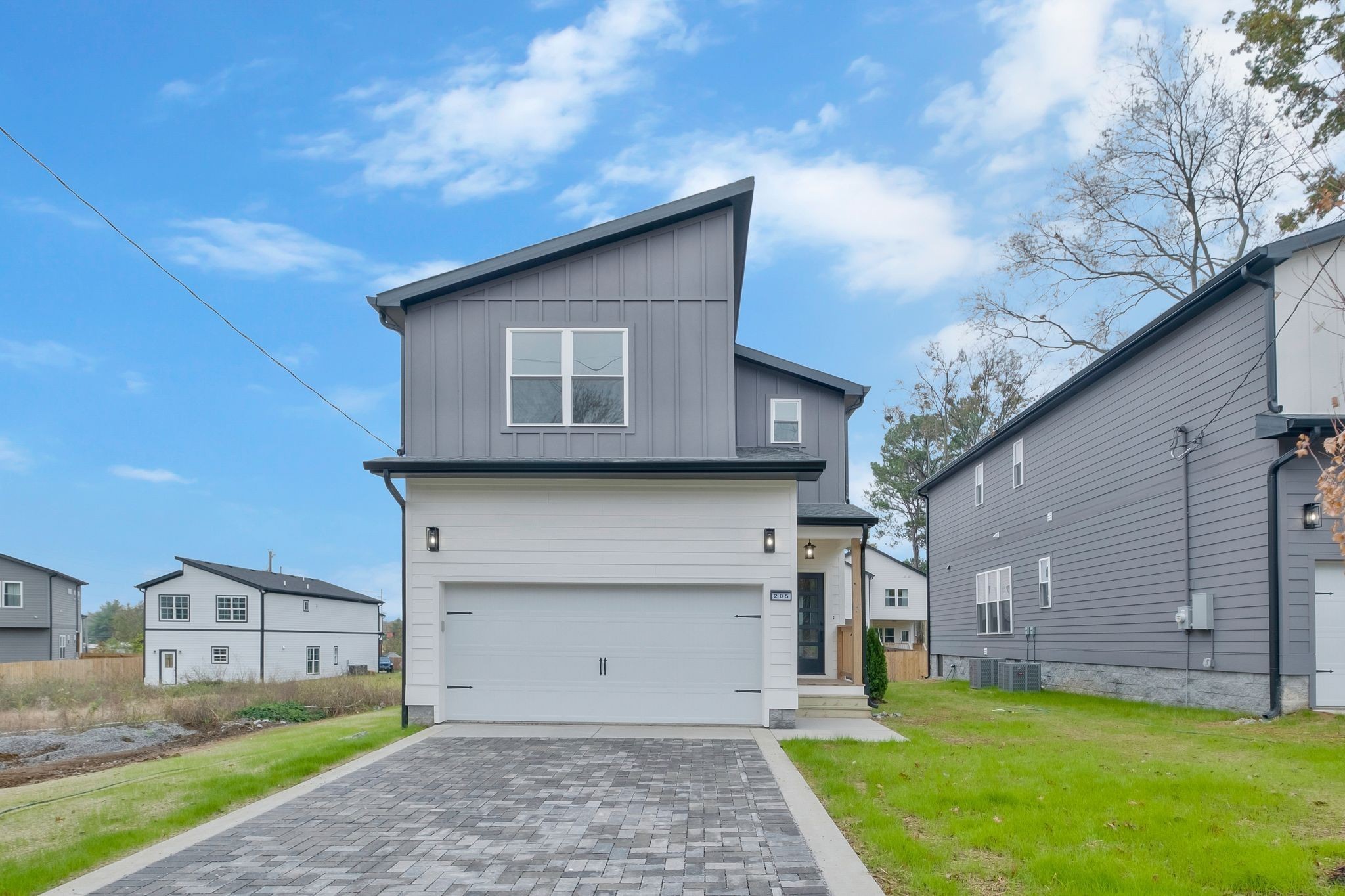 205 Paragon Mills Rd