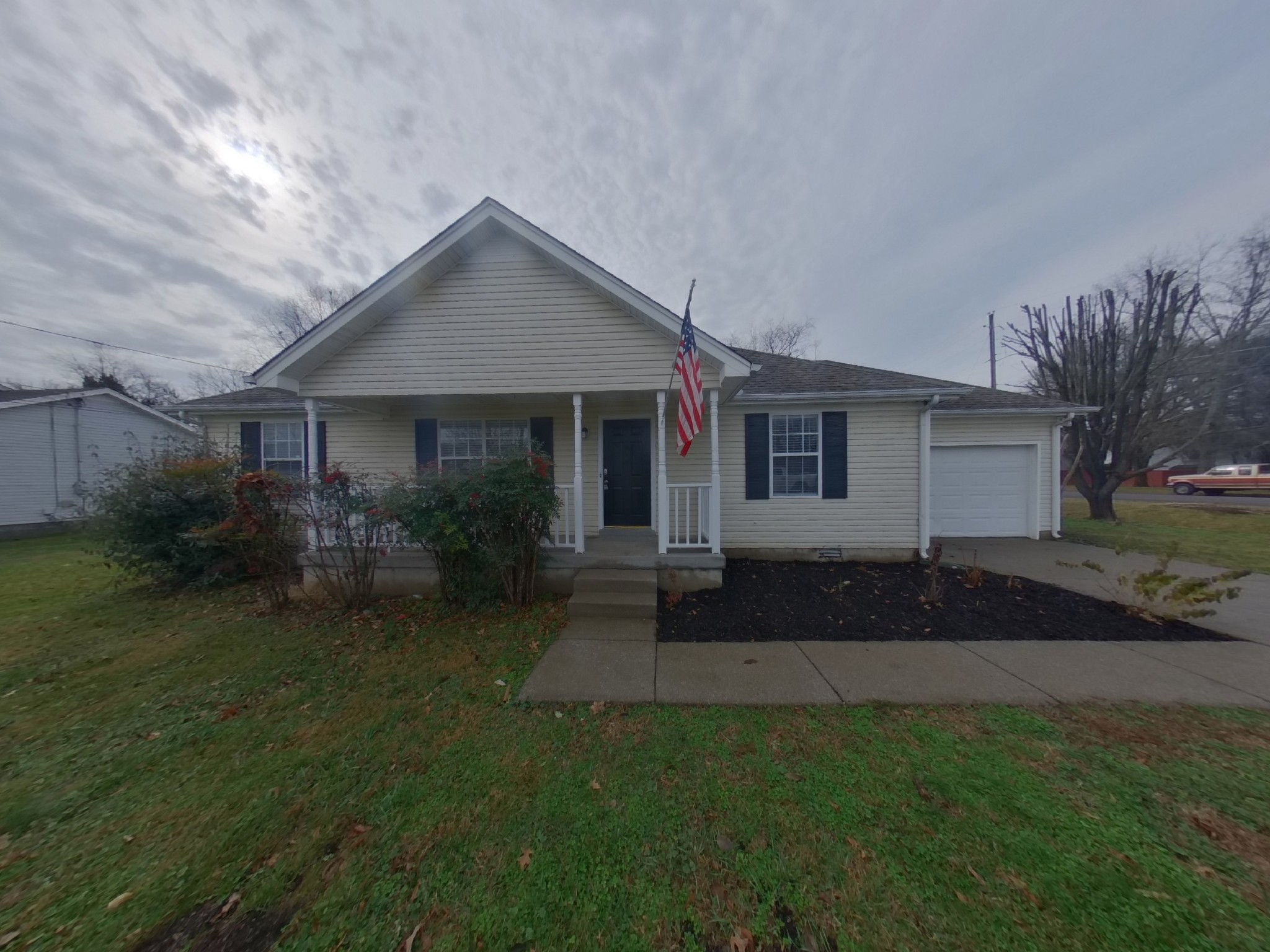1135 Mahogany Trl Property Photo 1