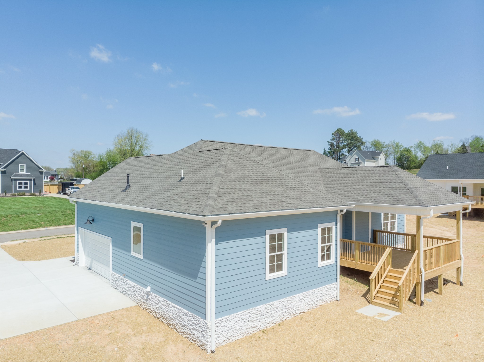 2060 Beverly Ct Property Photo 5