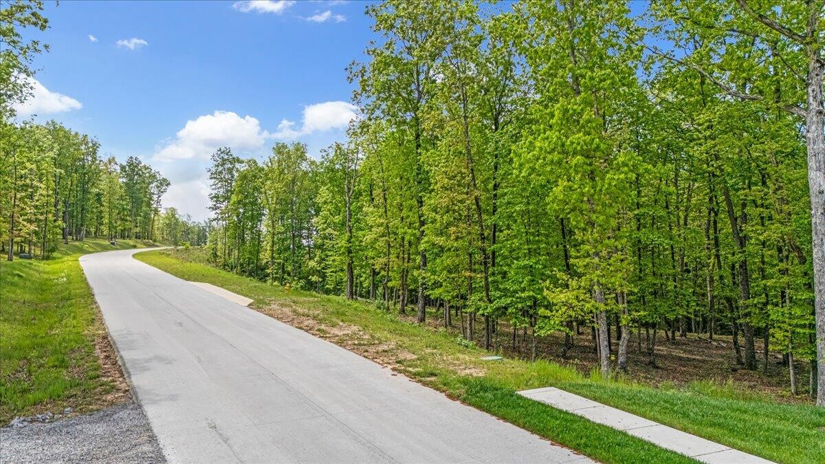 4288 Amethyst Road Property Photo 2