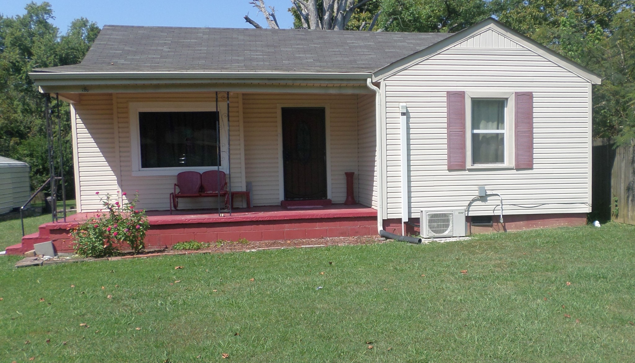 286 Hillcrest Circle Dr