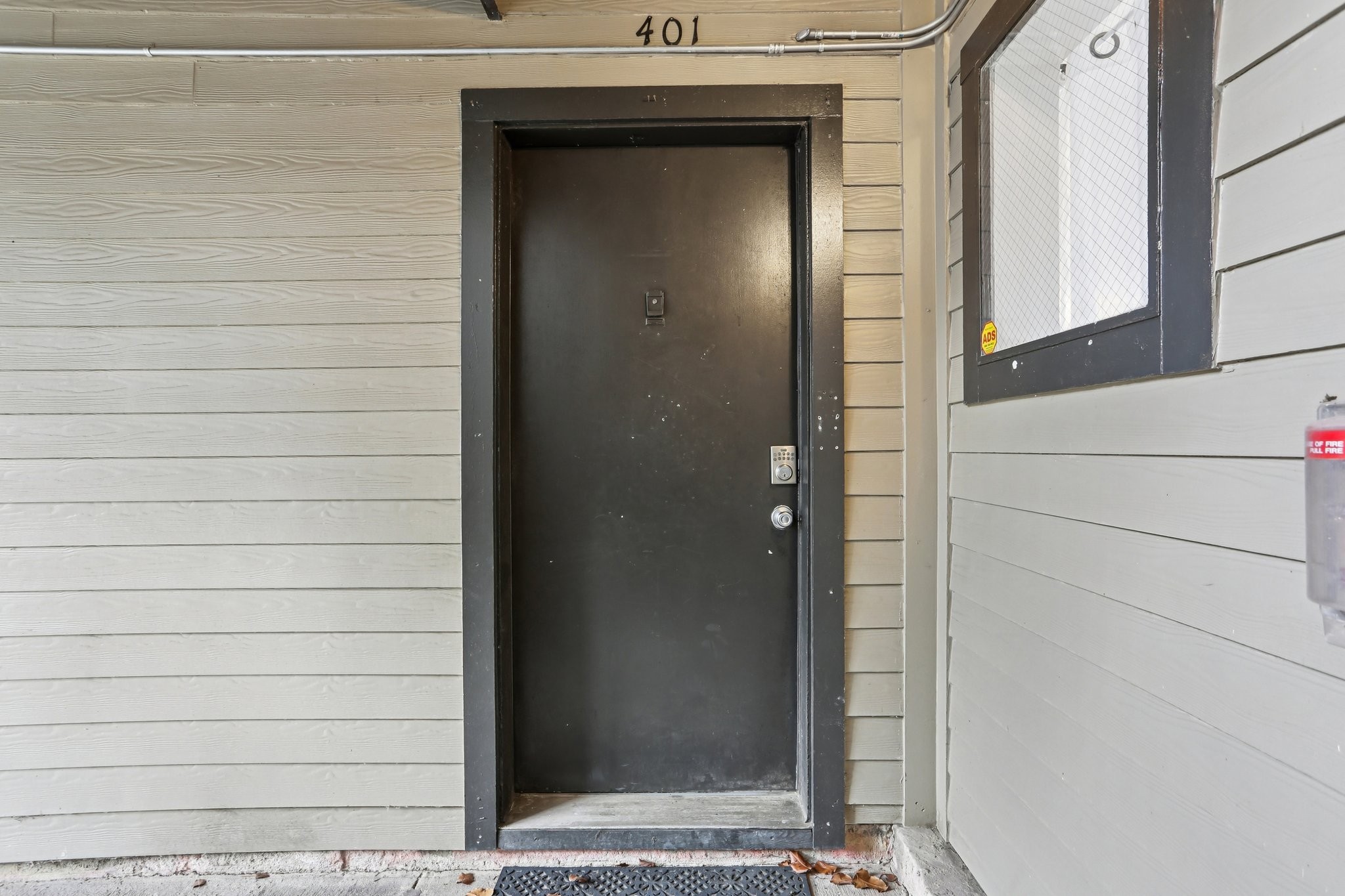 401 Summit Ridge Pl Property Photo 1