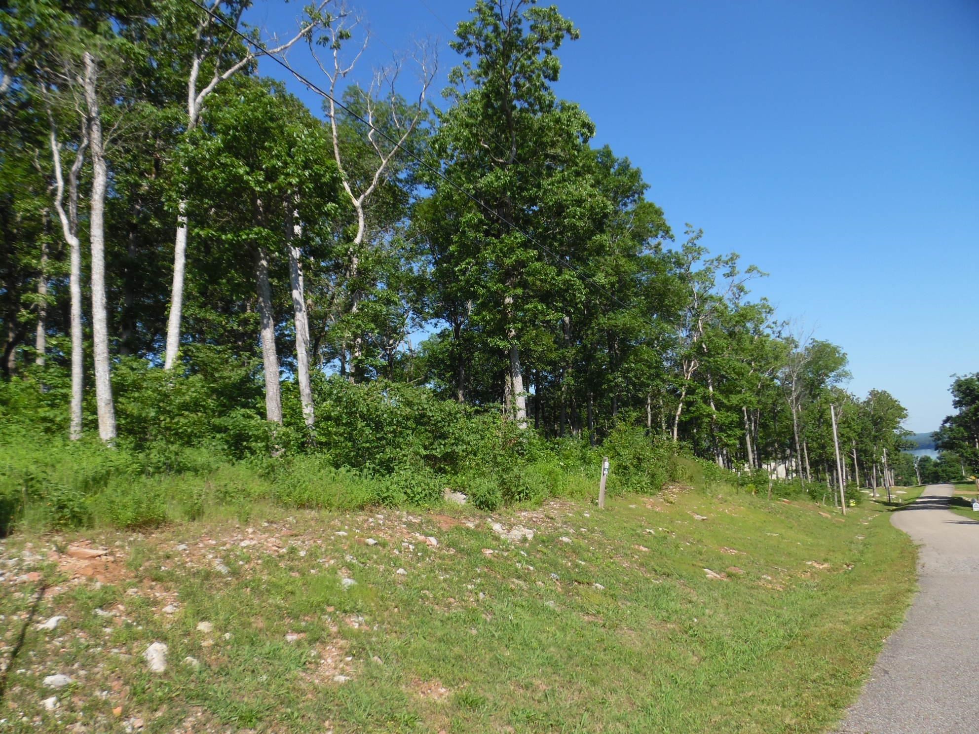 0 Adam Loop Property Photo 3