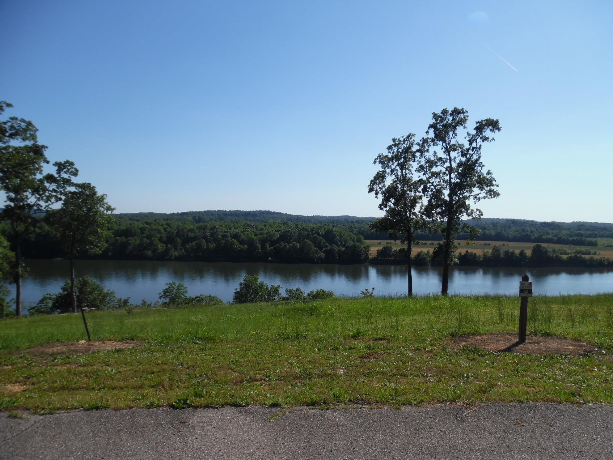0 Adam Loop Property Photo 4