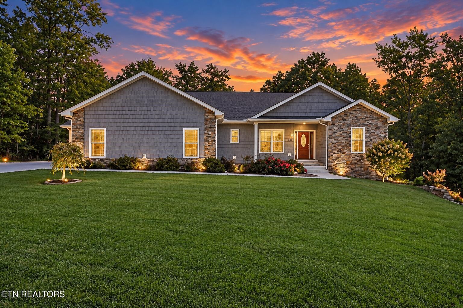 380 Mountain Preserve Pkwy