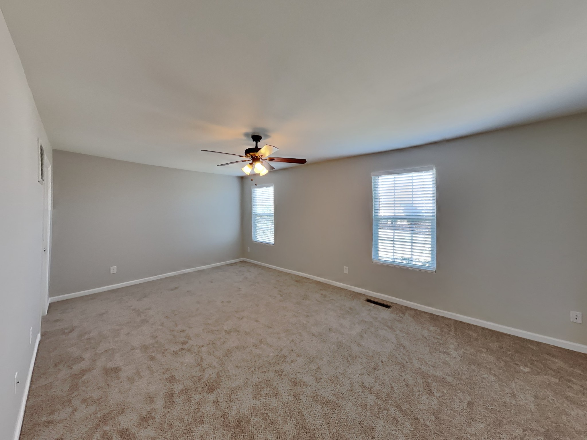 1024 Daniel Ln Property Photo 6