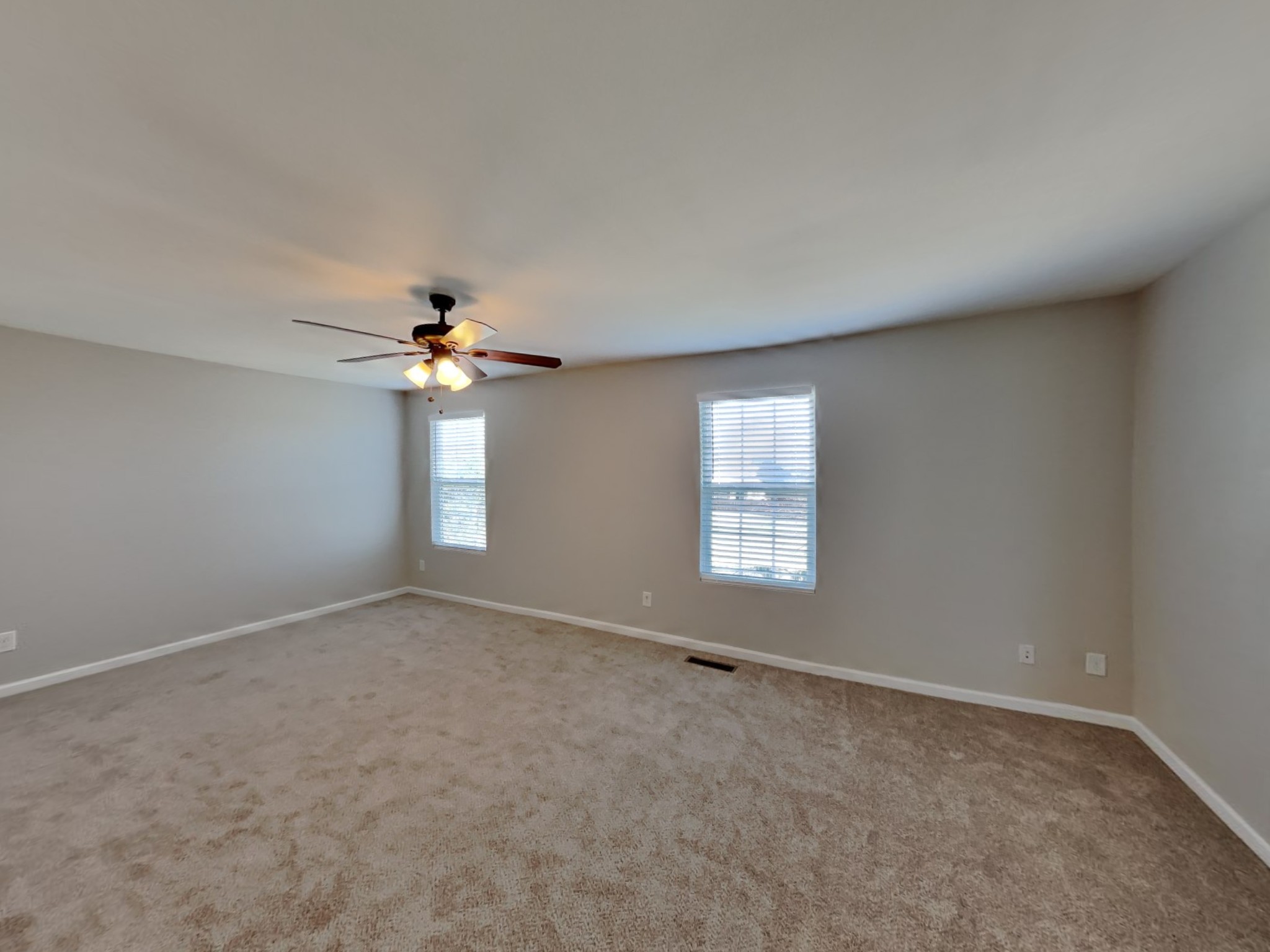 1024 Daniel Ln Property Photo 7
