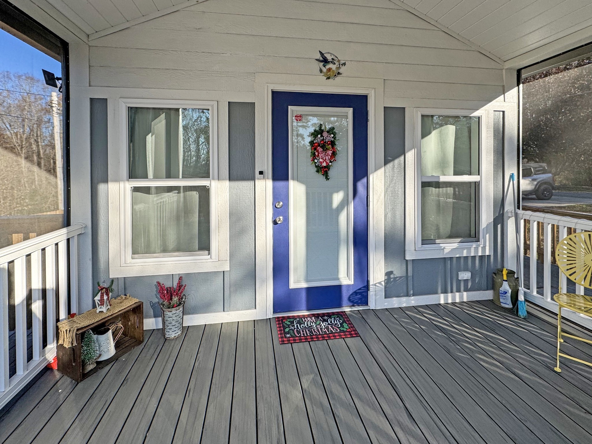 103 Thomas Rd Property Photo 4